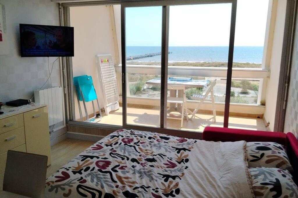 Appartement Vue Mer 4 Personnes Les Bains Exterior foto