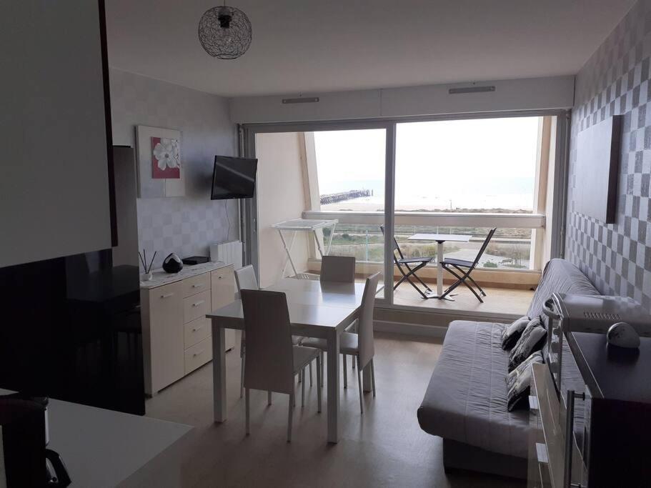 Appartement Vue Mer 4 Personnes Les Bains Exterior foto